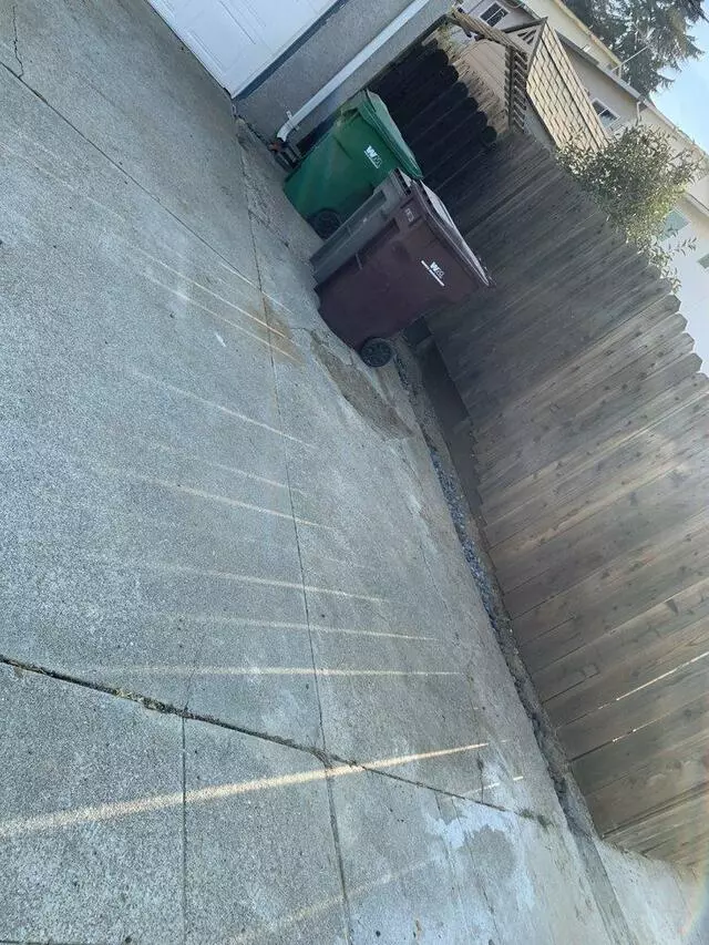833 Dump Pro