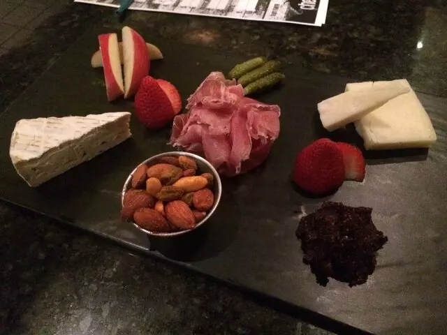 20twenty cheese bar