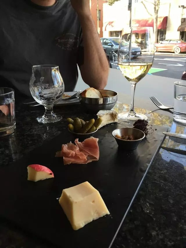 20twenty cheese bar