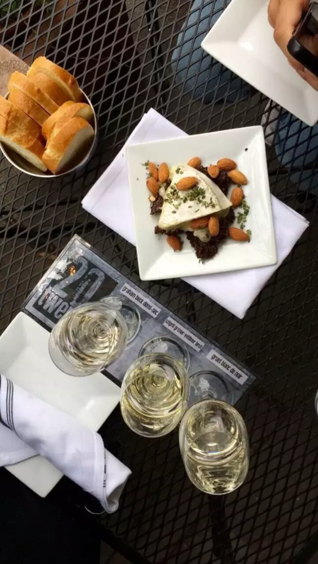 20twenty cheese bar