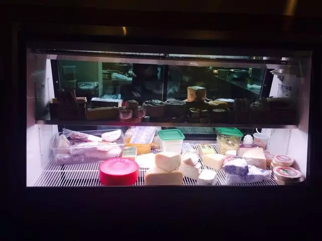 20twenty cheese bar