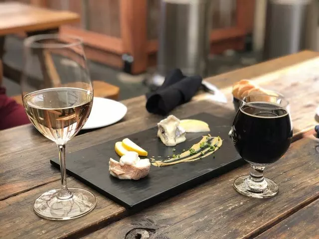 20twenty cheese bar