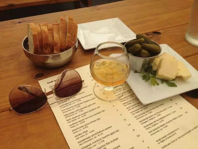 20twenty cheese bar