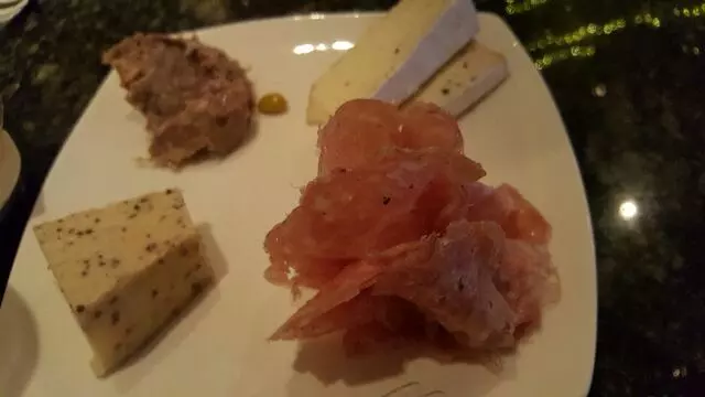 20twenty cheese bar