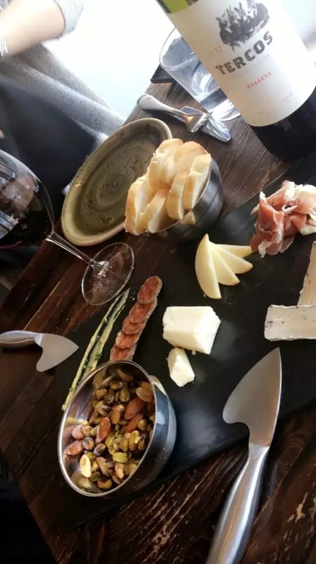 20twenty cheese bar
