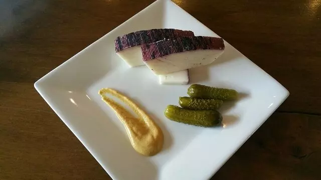 20twenty cheese bar
