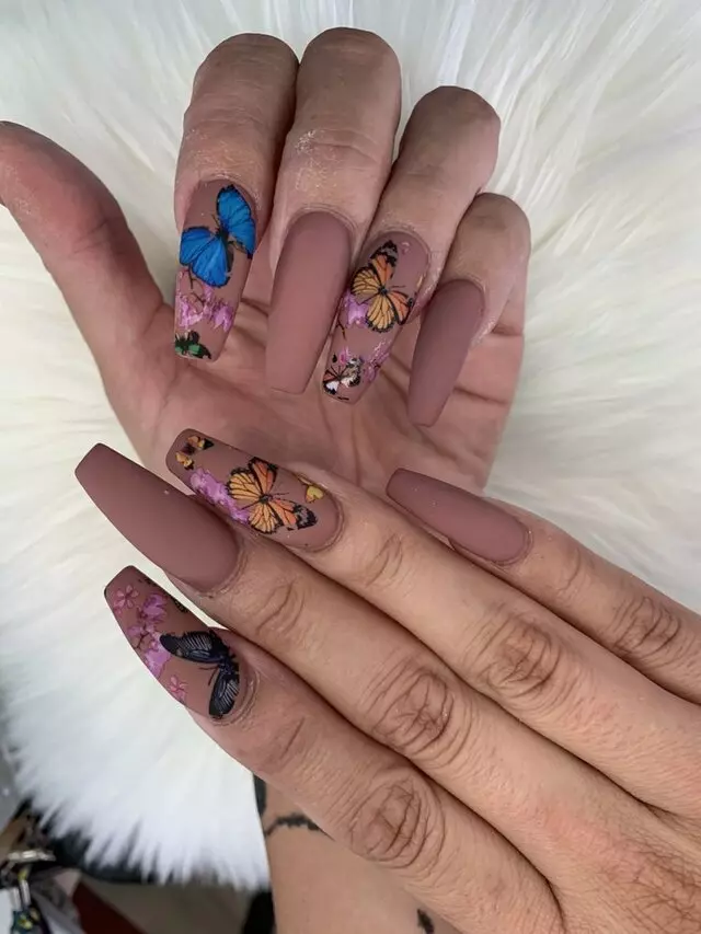 Nails 4U & Spa