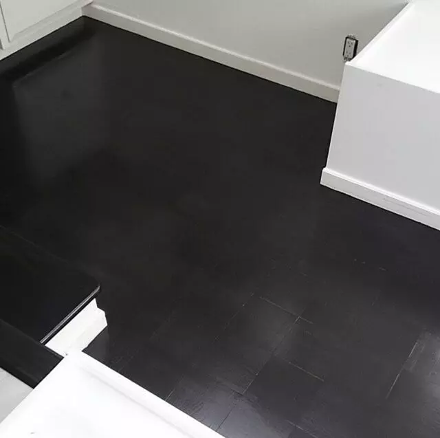 In N Out Flooring