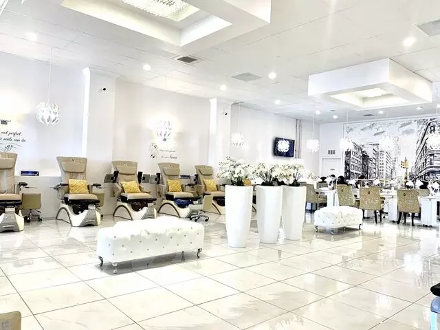 YNOT Nails & Spa