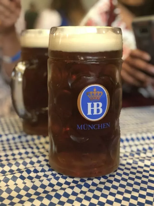 Ludwigs German Table