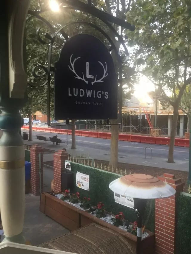 Ludwigs German Table