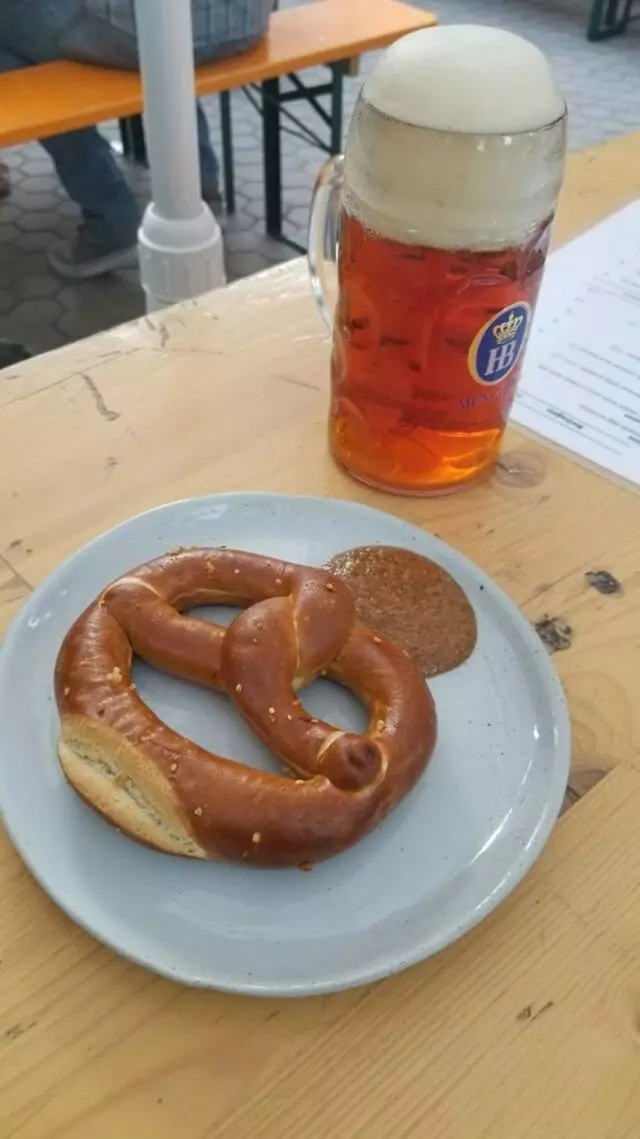 Ludwigs German Table