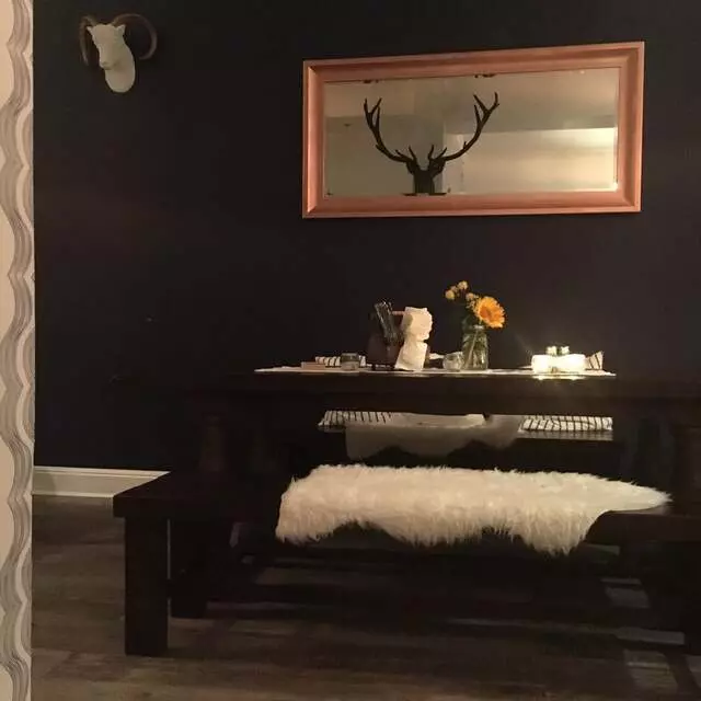 Ludwigs German Table