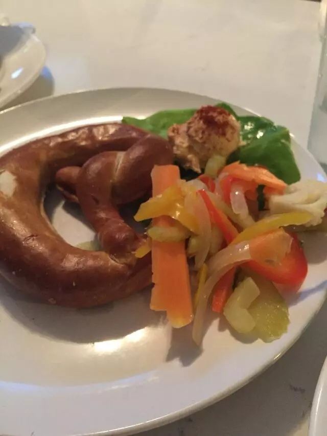 Ludwigs German Table