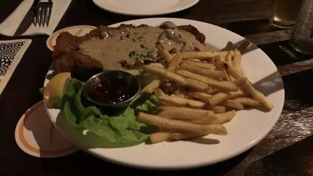 Ludwigs German Table