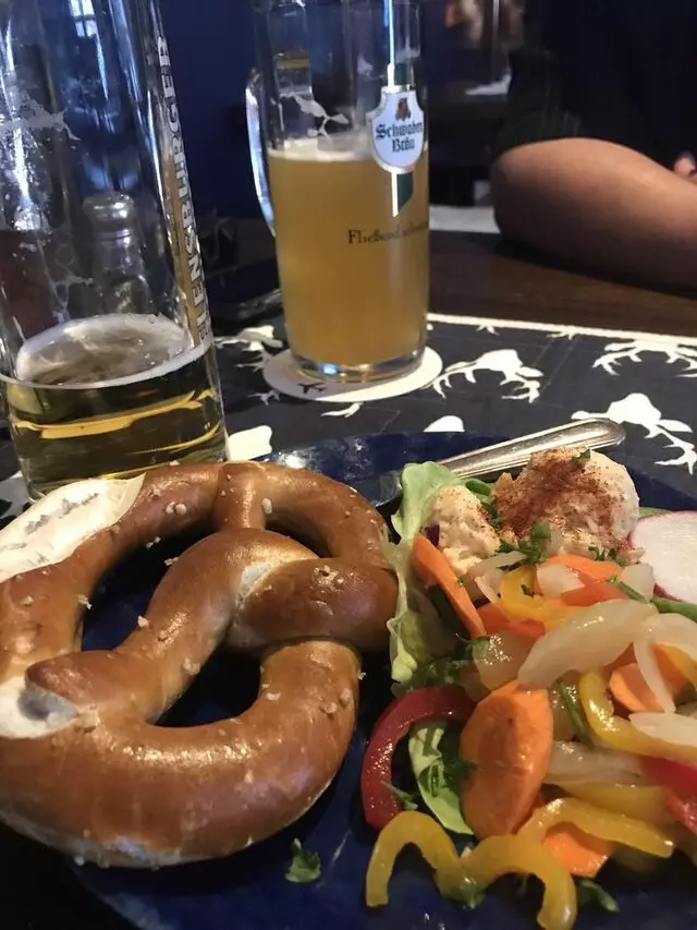 Ludwigs German Table