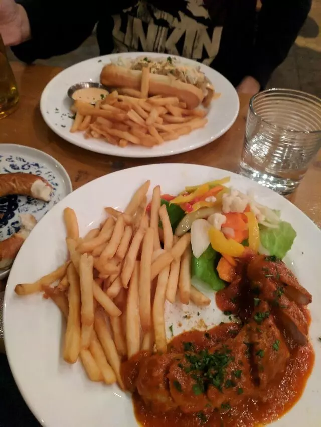 Ludwigs German Table