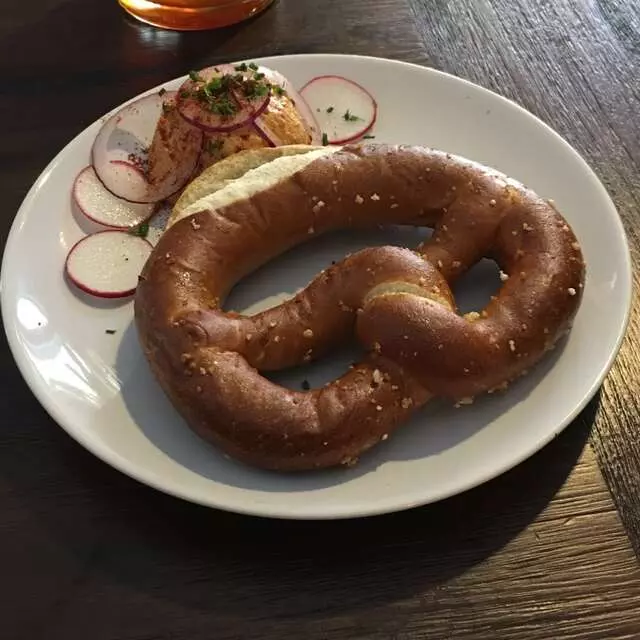 Ludwigs German Table