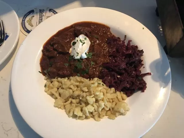 Ludwigs German Table