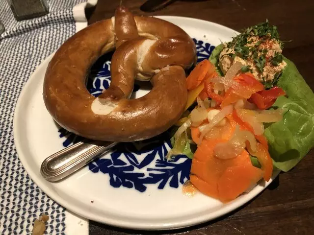 Ludwigs German Table