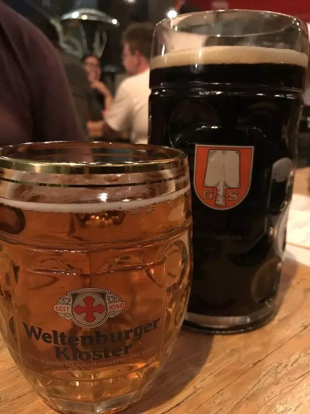 Ludwigs German Table