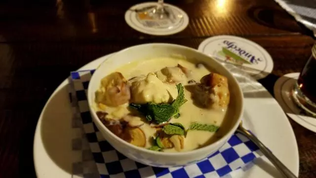 Ludwigs German Table