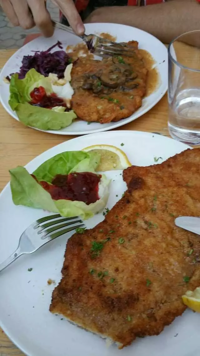 Ludwigs German Table