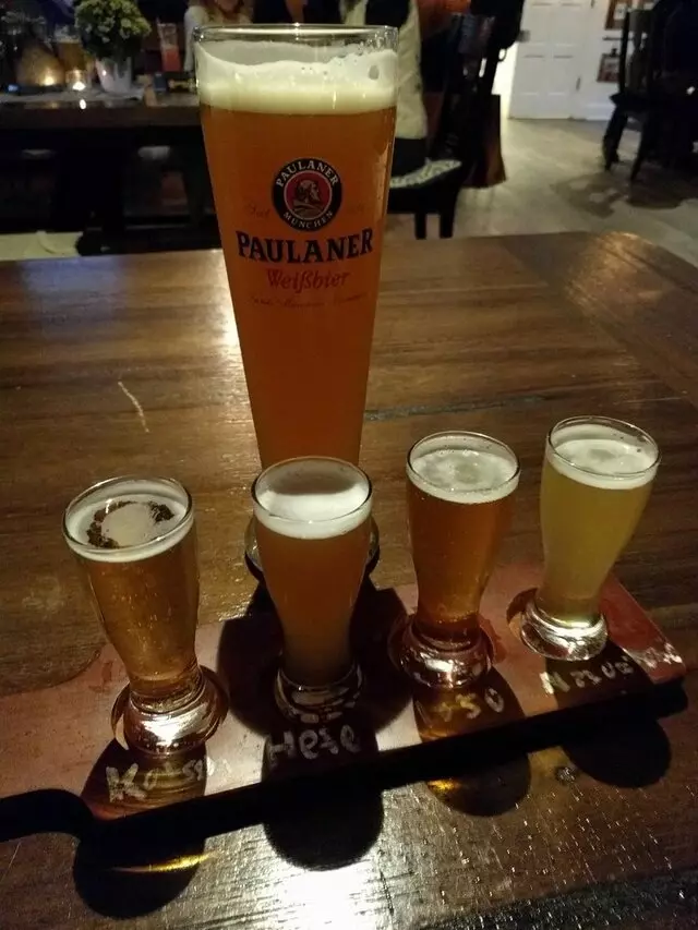 Ludwigs German Table
