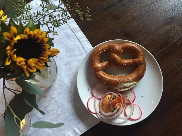 Ludwigs German Table