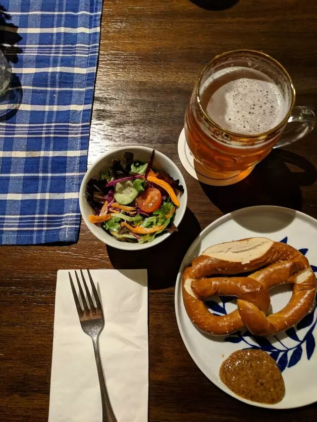 Ludwigs German Table