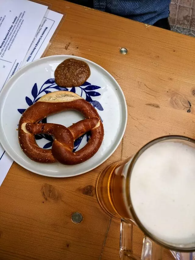 Ludwigs German Table