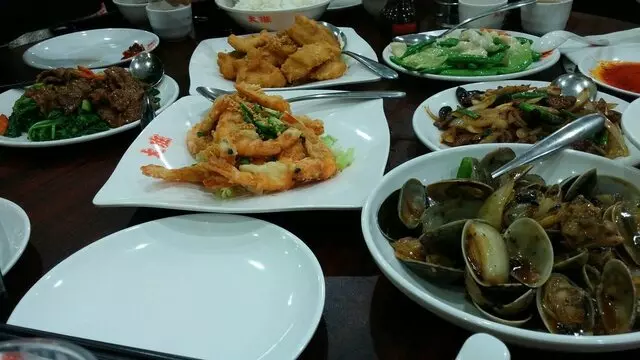HK Dim Sum