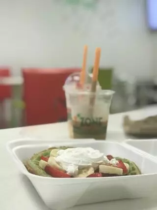 The Tea Zone & Fruit Bar