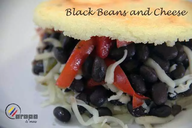 Arepa & Mas