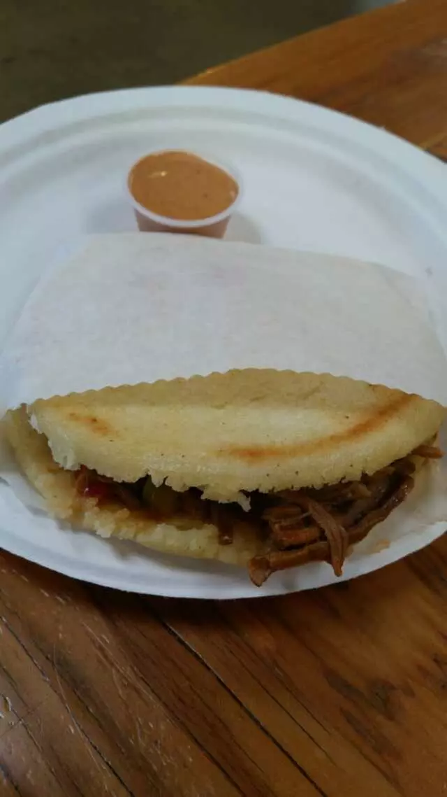 Arepa & Mas