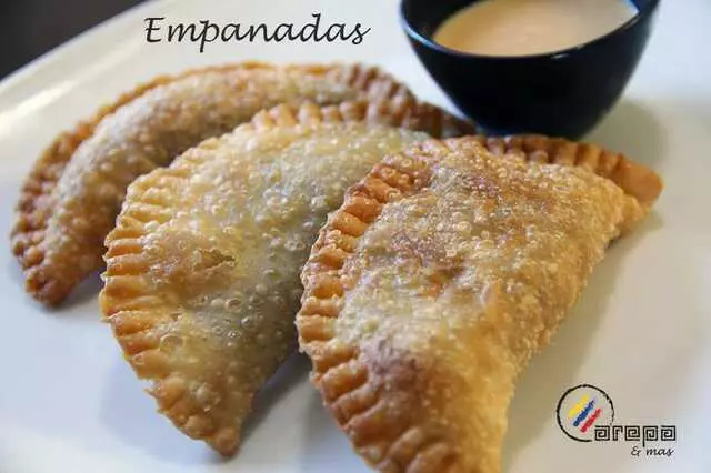 Arepa & Mas