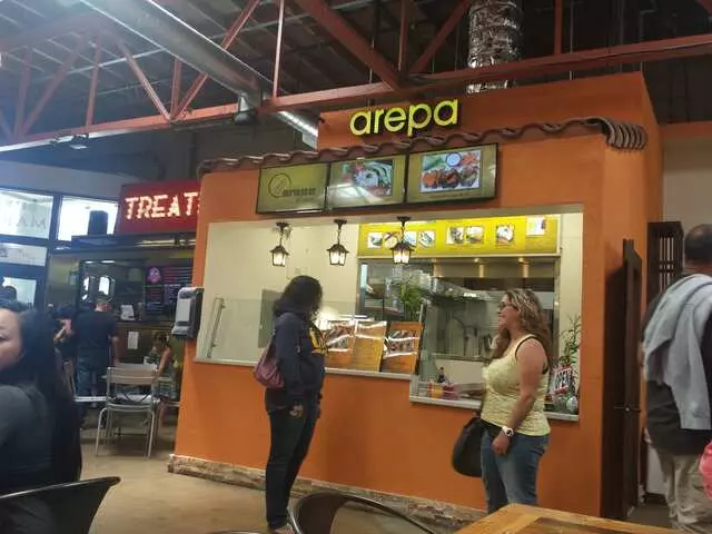 Arepa & Mas