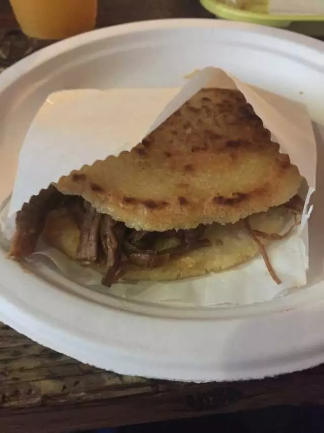 Arepa & Mas